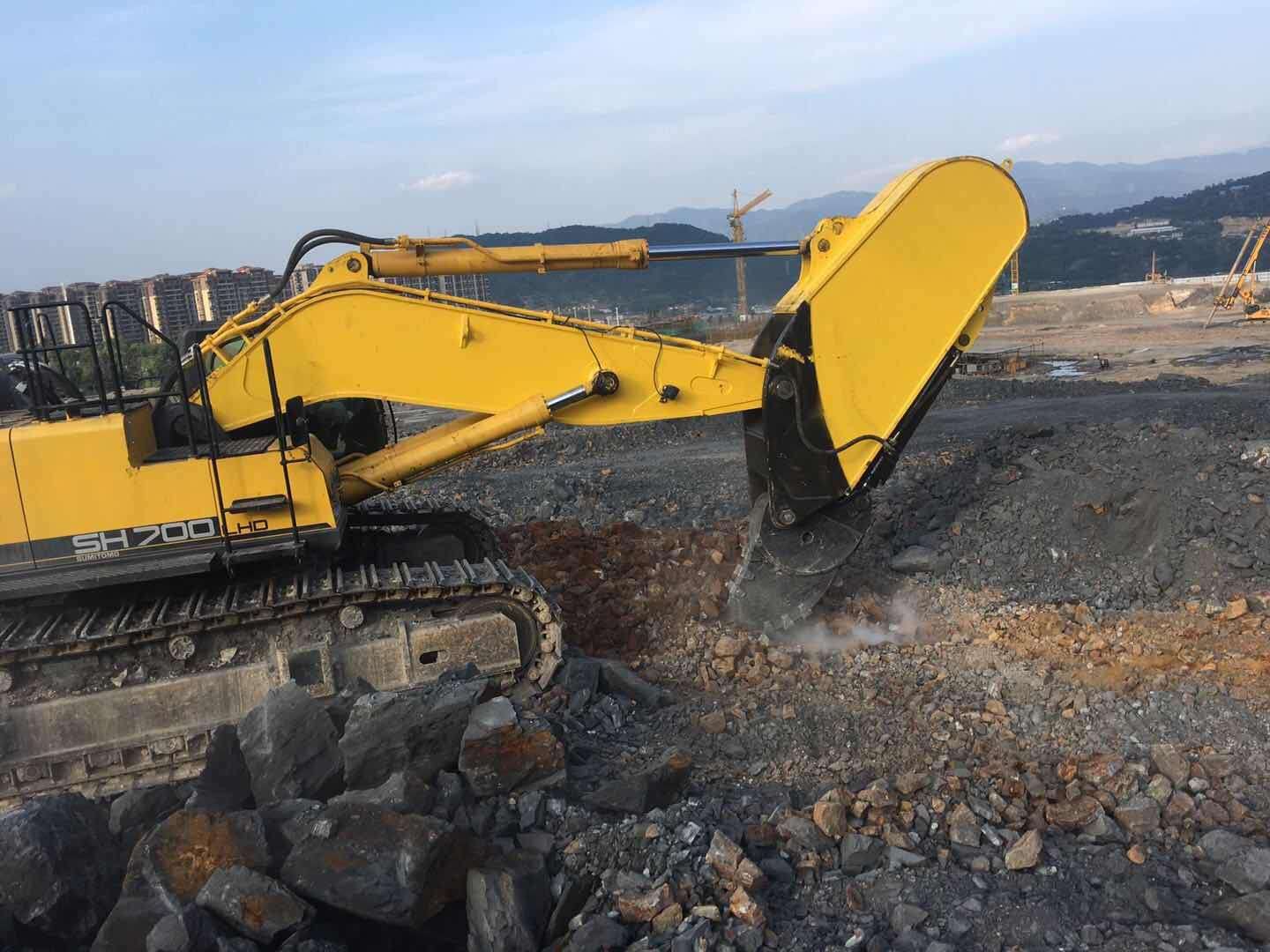 专业钩机臂,岩石臂,金刚臂,一体臂改装厂家,大钩机40-120吨位挖机改装